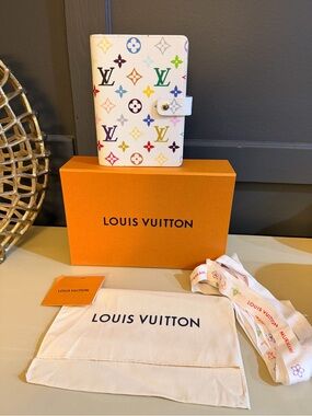 Louis Vuitton x Takashi Murakami Multicolore Agenda MM White 2026 | Full Set 💞